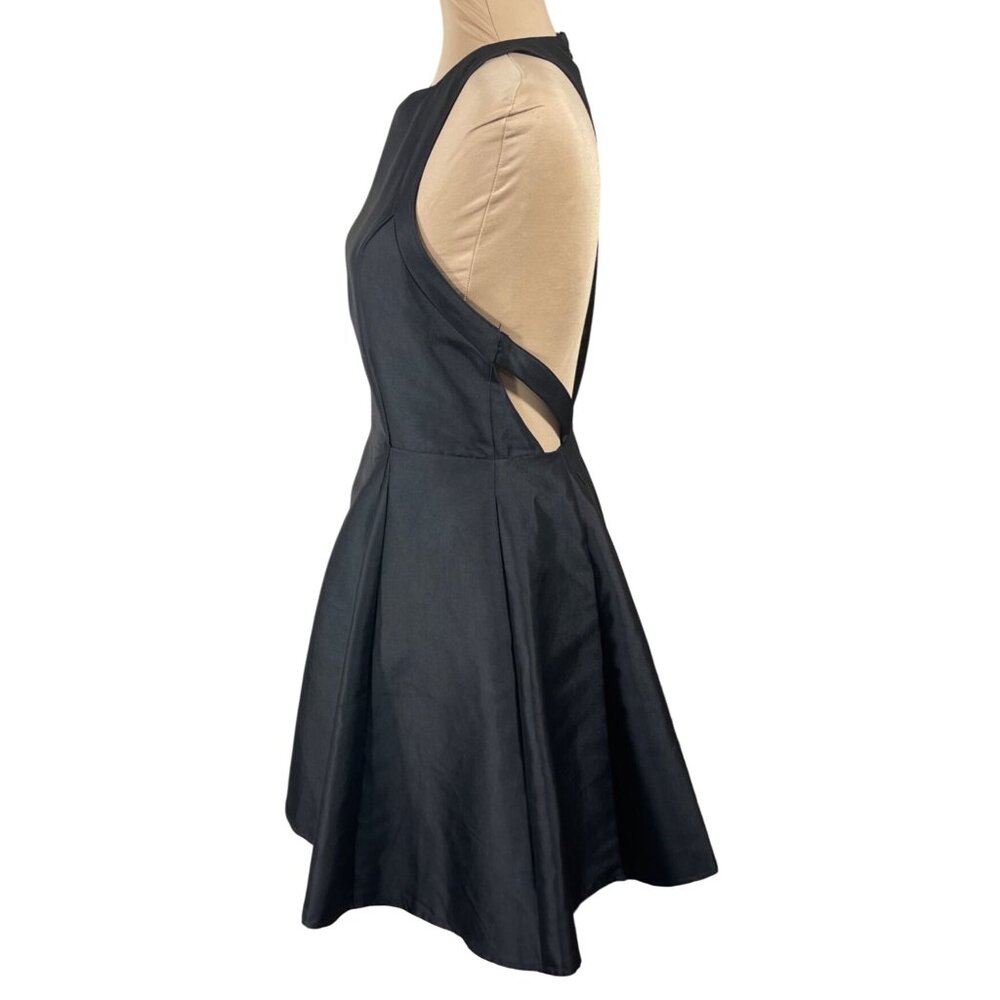 New D0+BE Halter Mini Dress Open Back Black M Medium Cocktail Party - Picture 2 of 9